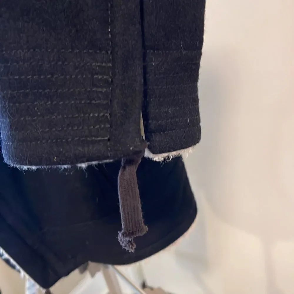 Ladies American eagle jacket ♥️ 🦅 - Picture 6 of 9